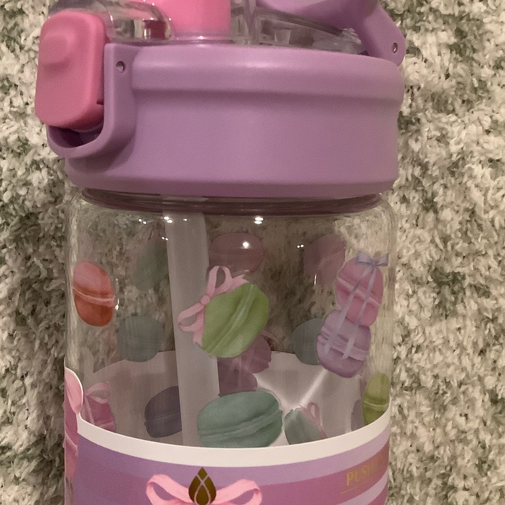 Valentines Day Pastel Macaroons Glass Leak-Proof Water Bottle Manna 32 oz NWT - Picture 5 of 16